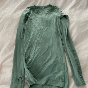 Lululemon Shirt